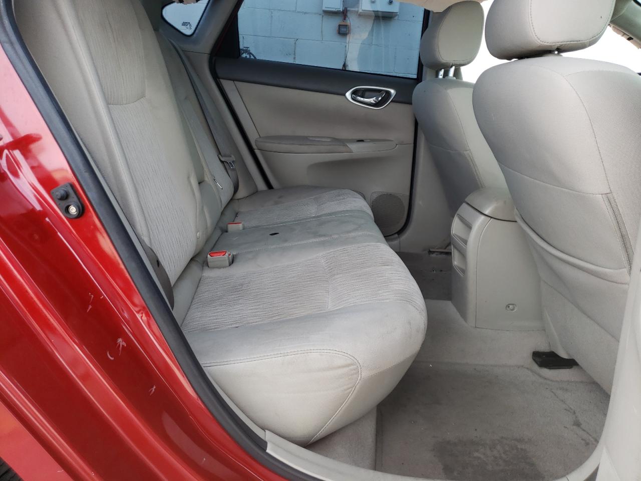 Photo 6 from auction – 2014 NISSAN SENTRA S with VIN 3N1AB7AP2EL661822