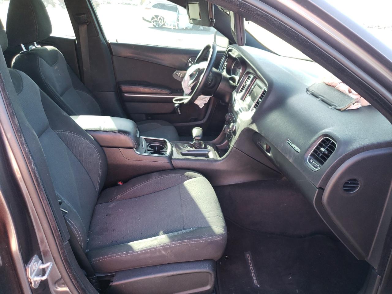 Photo 5 from auction – 2015 DODGE CHARGER SE with VIN 2C3CDXBG6FH729603