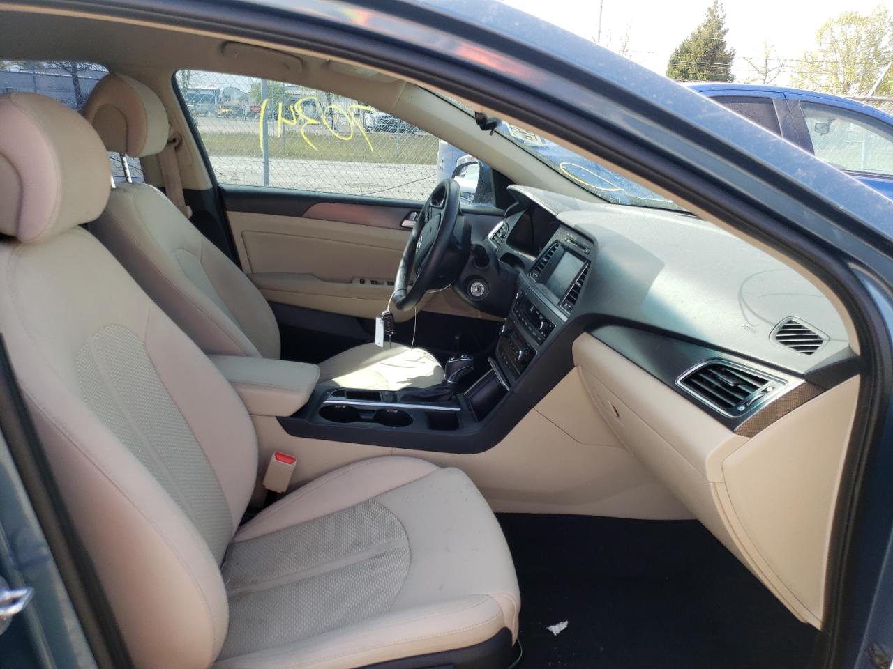 Photo 5 from auction – 2017 HYUNDAI SONATA SPO with VIN 5NPE34AF9HH482733