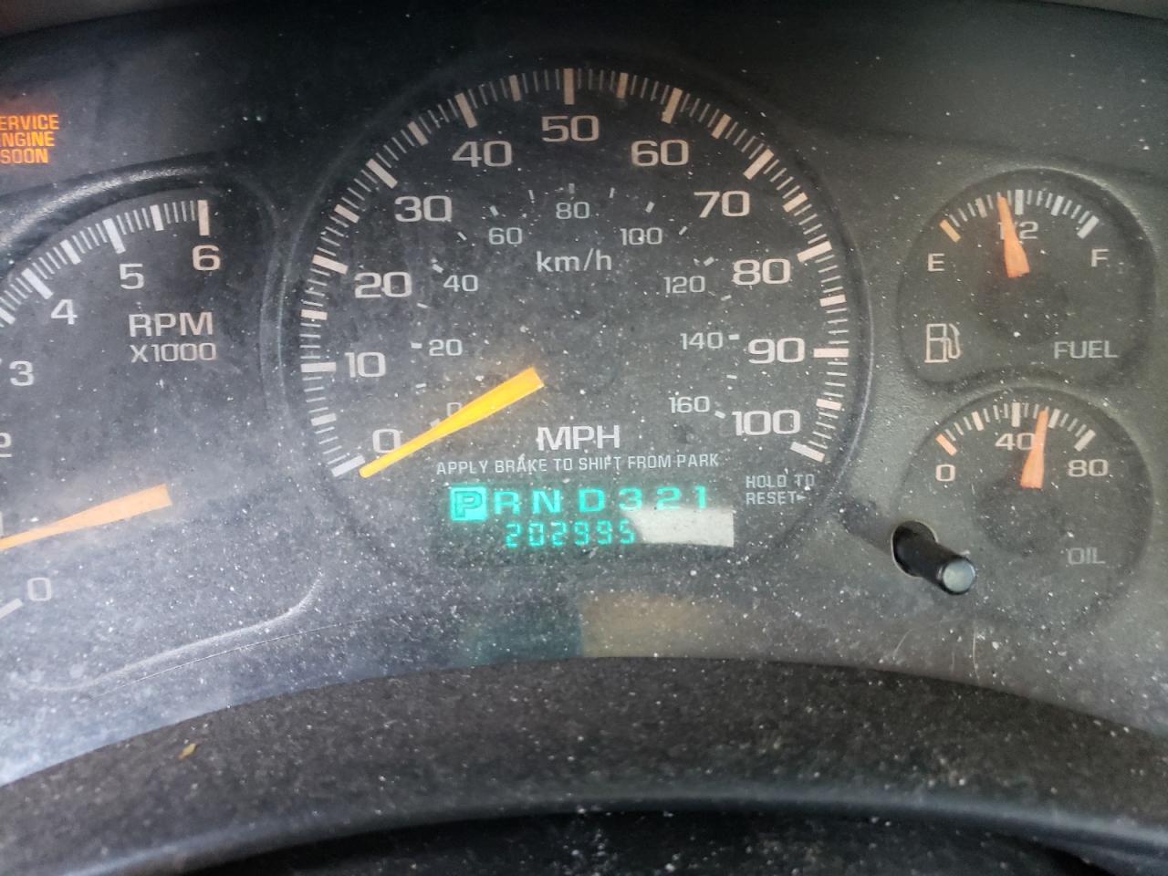 Photo 8 from auction – 2002 CHEVROLET SILVERADO with VIN 2GCEC19W121200645