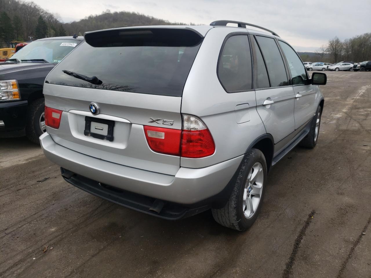 Photo 4 from auction – 2006 BMW X5 3.0I with VIN 5UXFA13536LY37450