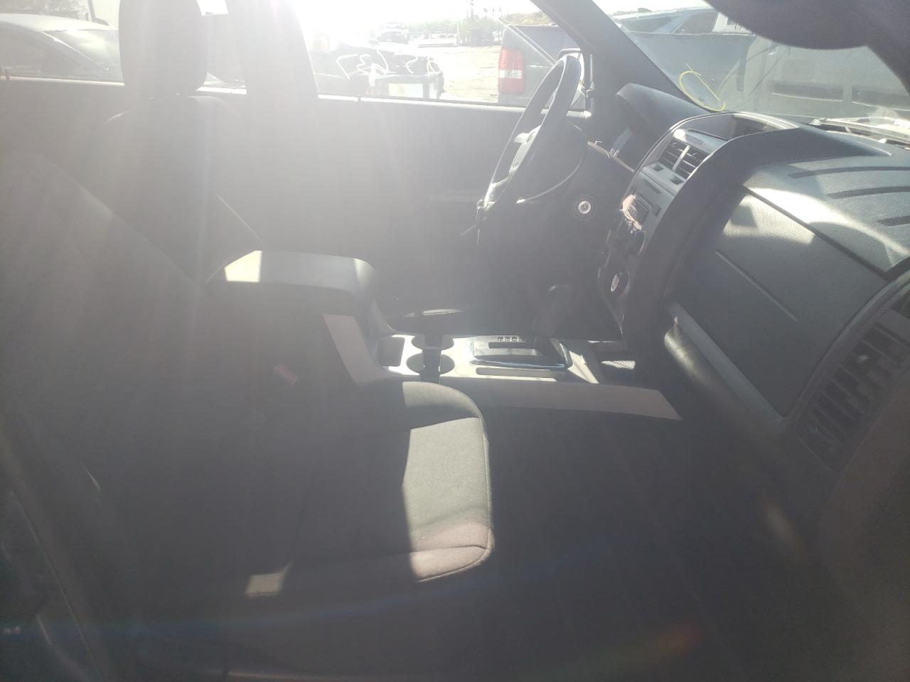 Photo 5 from auction – 2012 FORD ESCAPE XLT with VIN 1FMCU0D71CKB64824