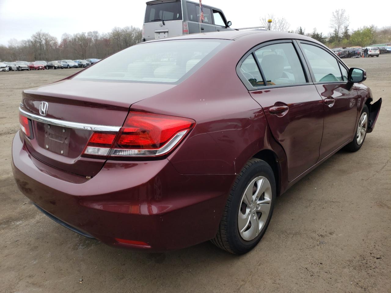 Photo 4 from auction – 2013 HONDA CIVIC LX with VIN 2HGFB2F53DH596002