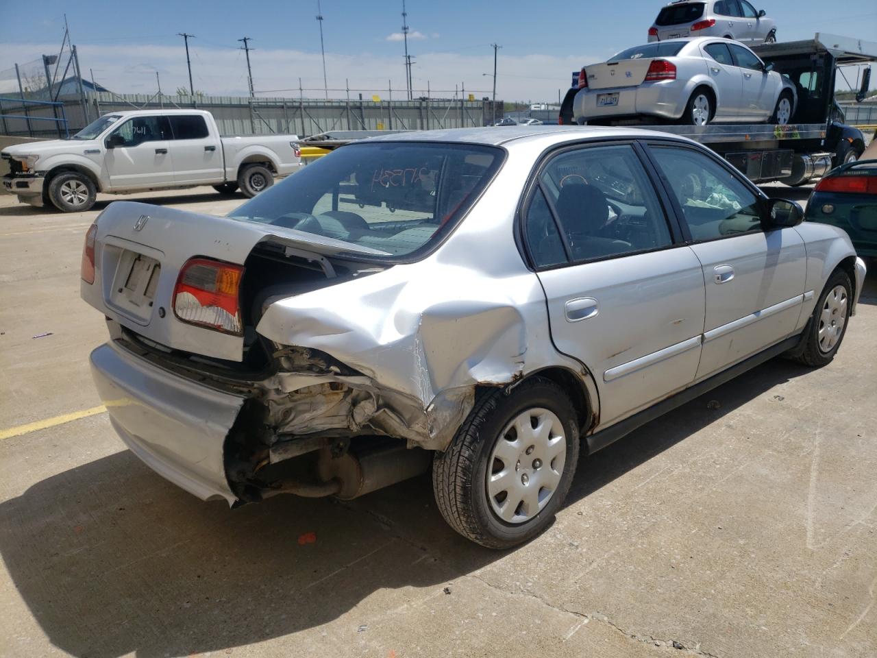 Photo 4 from auction – 2000 HONDA CIVIC BASE with VIN 2HGEJ6610YH578386