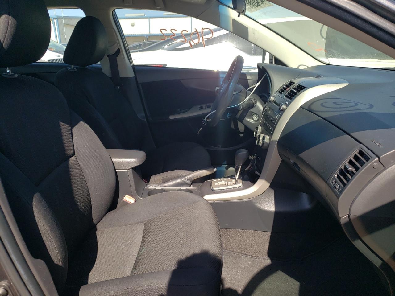 Photo 5 from auction – 2011 TOYOTA COROLLA BA with VIN 2T1BU4EE3BC581687