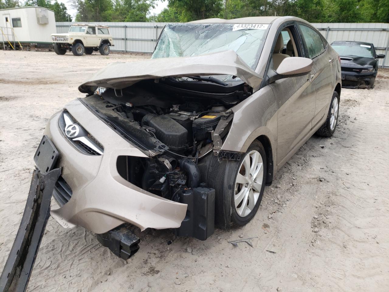 Photo 2 from auction – 2012 HYUNDAI ACCENT GLS with VIN KMHCU4AE5CU226501
