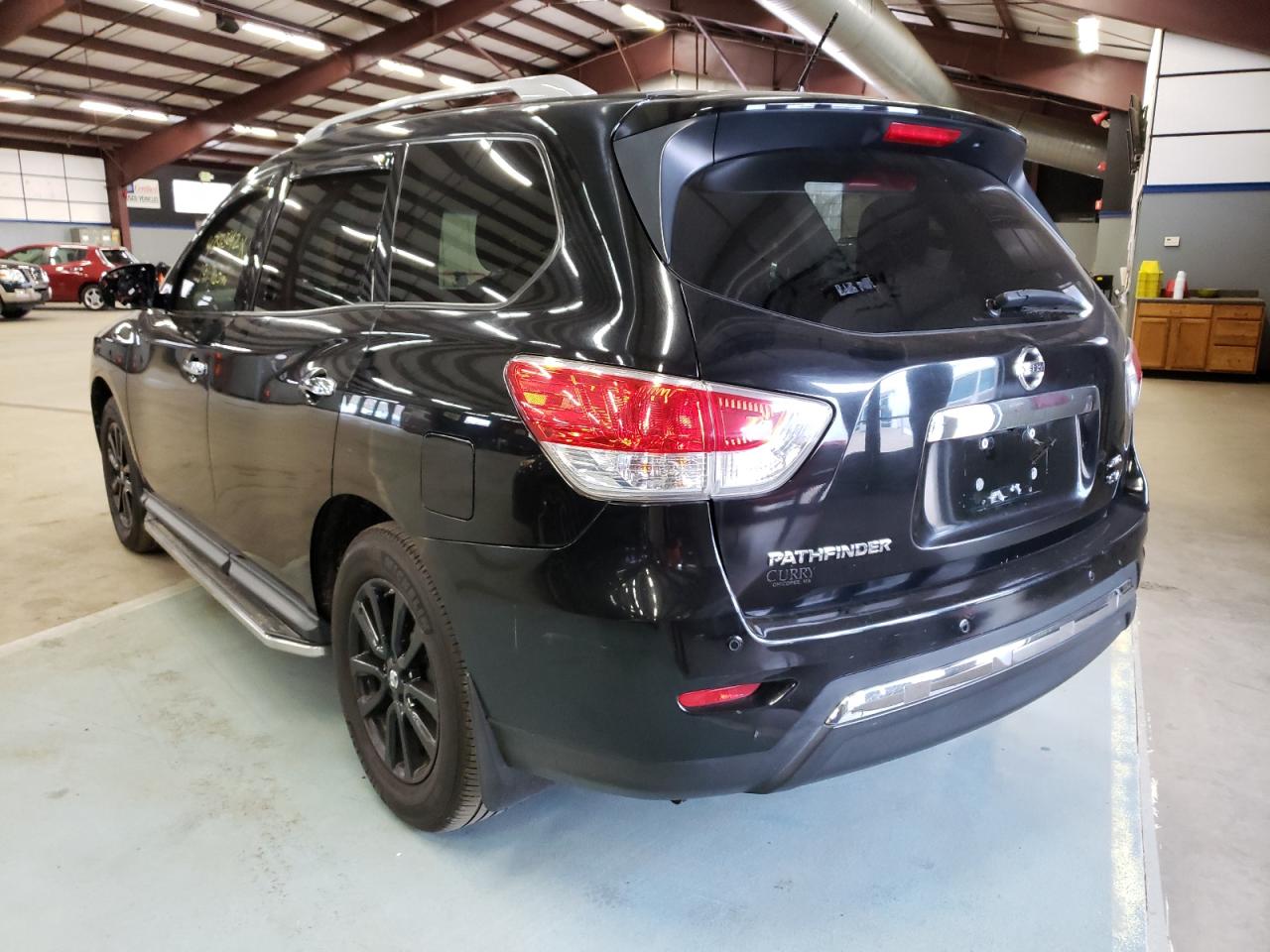 Photo 3 from auction – 2013 NISSAN PATHFINDER with VIN 5N1AR2MMXDC655818