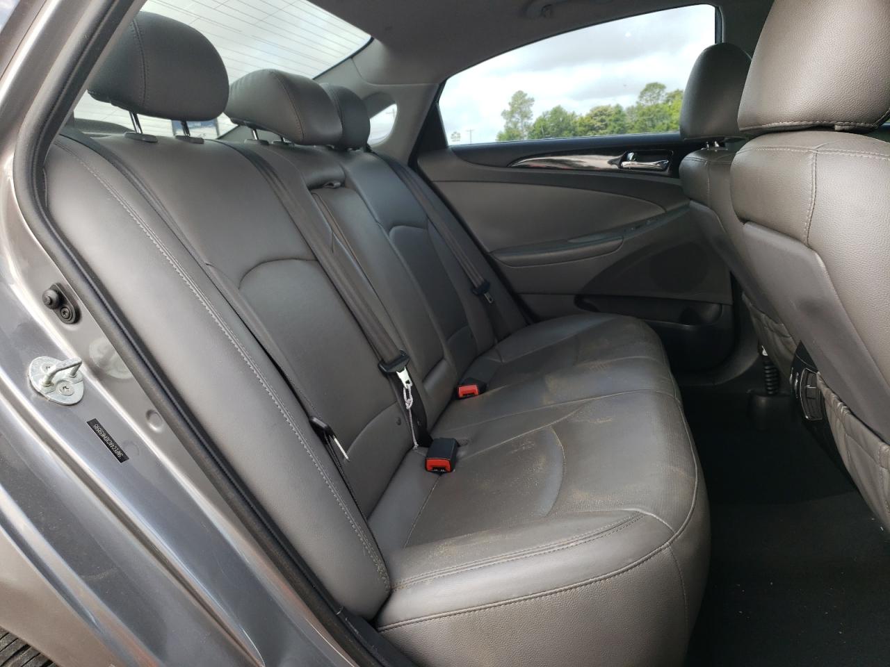 Photo 6 from auction – 2013 HYUNDAI SONATA SE with VIN 5NPEC4ACXDH659595