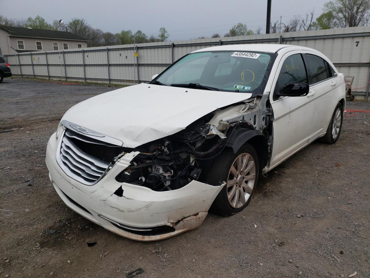 Photo 9 from auction – 2013 CHRYSLER 200 TOURIN with VIN 1C3CCBBB7DN602633