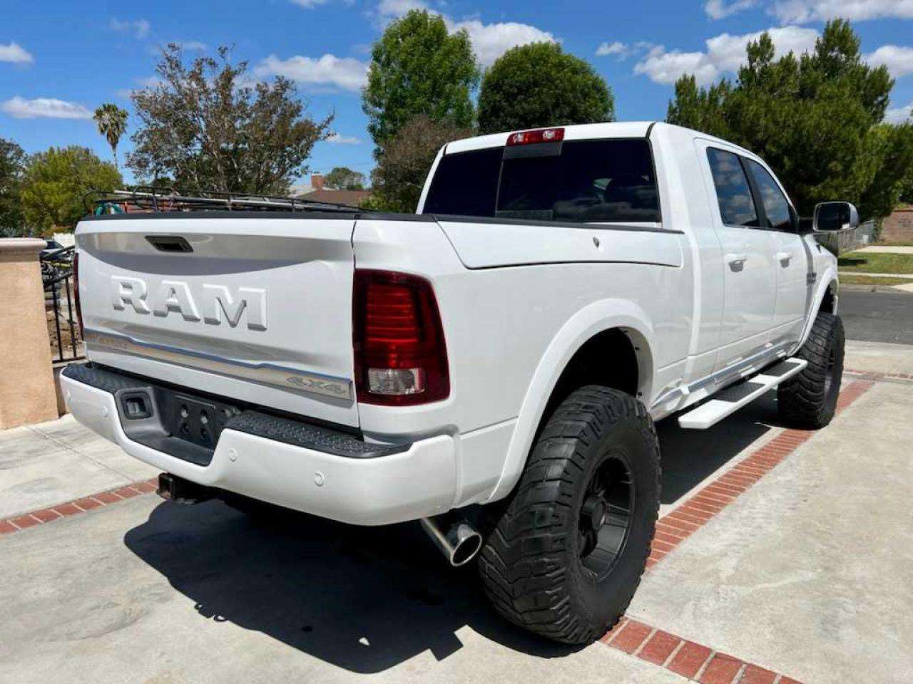 Photo 4 from auction – 2018 RAM 3500 LONGH with VIN 3C63R3NL9JG116017