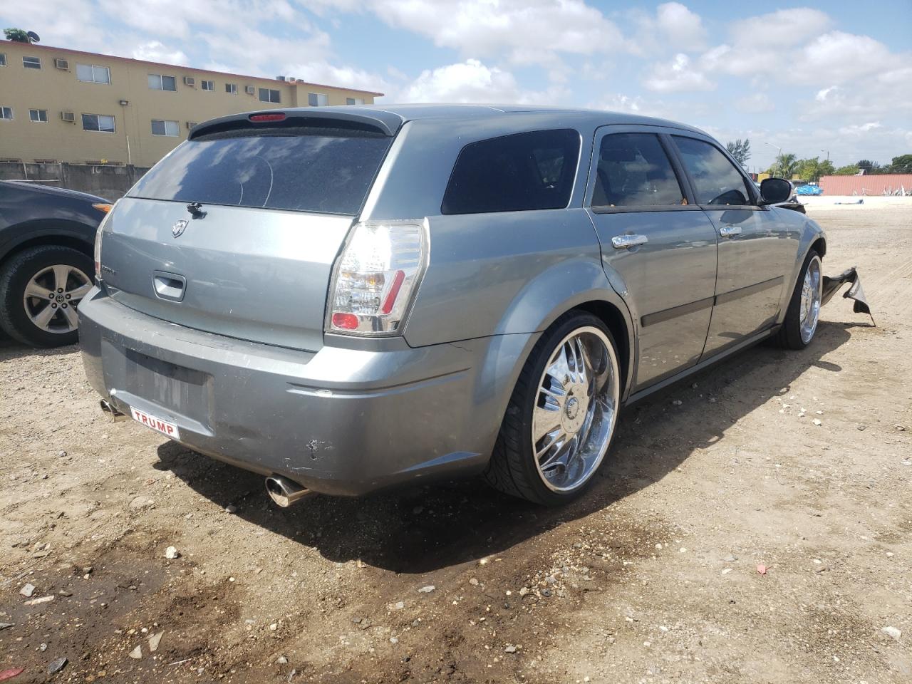 Photo 16 from auction – 2006 DODGE MAGNUM SE with VIN 2D4FV47T76H510856
