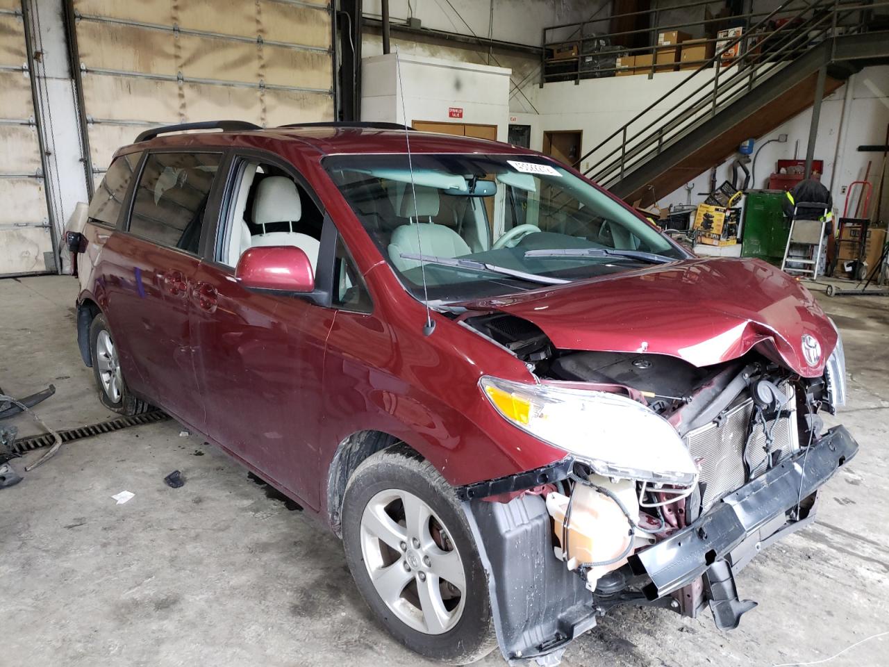 TOYOTA SIENNA LE 2014 with VIN 5TDKK3DC9ES447729 - Photo from auction