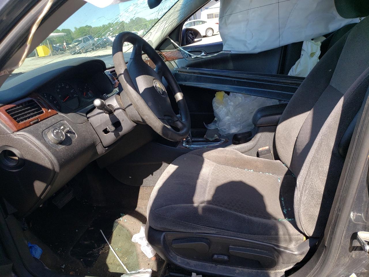 Photo 5 from auction – 2011 CHEVROLET IMPALA LS with VIN 2G1WF5EK2B1229151