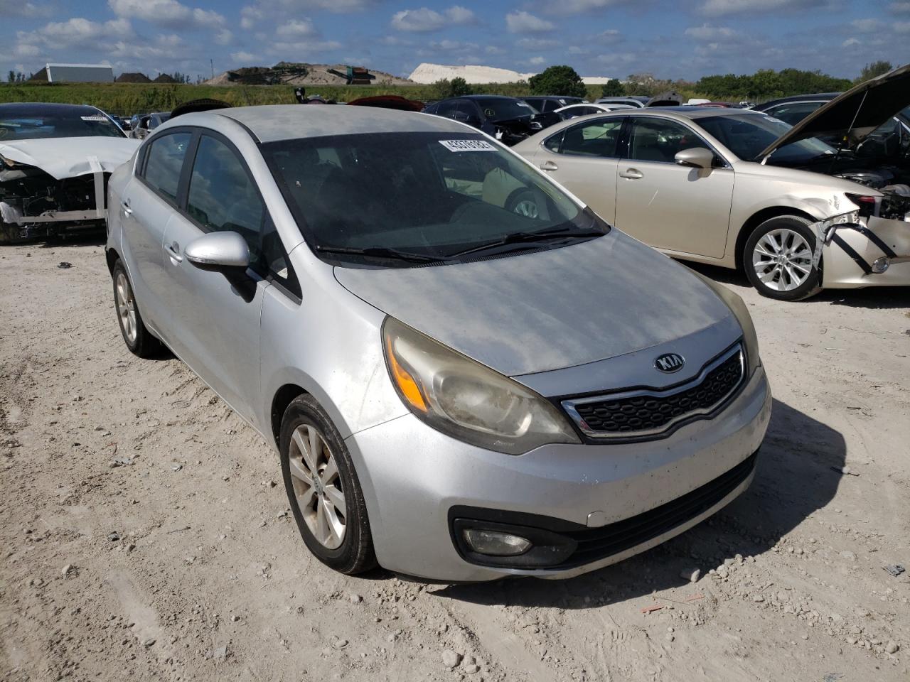 KIA RIO EX 2015 with VIN KNADN4A32F6459293 - Photo from auction