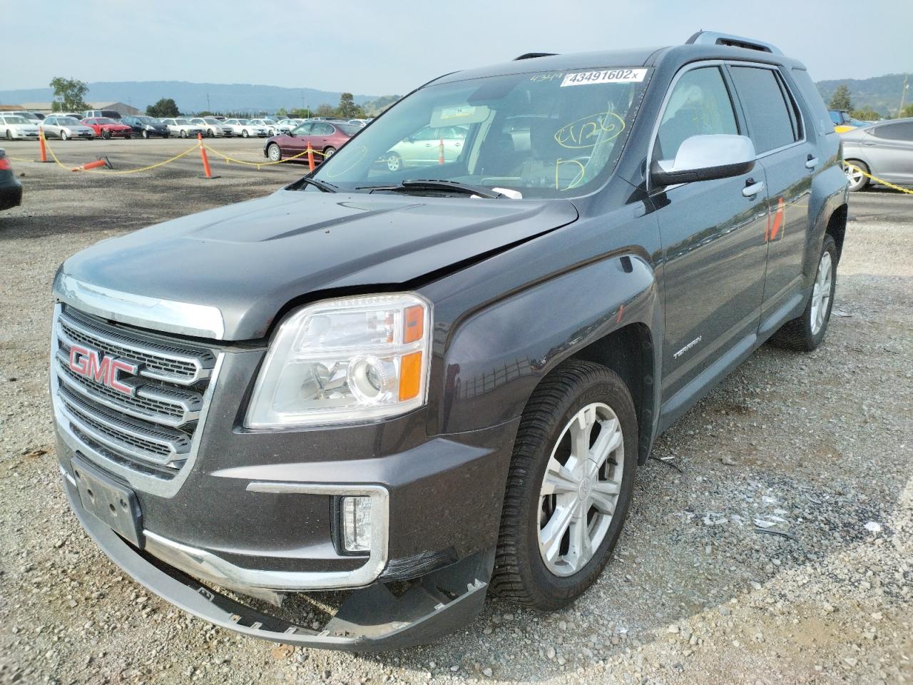 Photo 2 from auction – 2016 GMC TERRAIN SL with VIN 2GKFLUE38G6355824