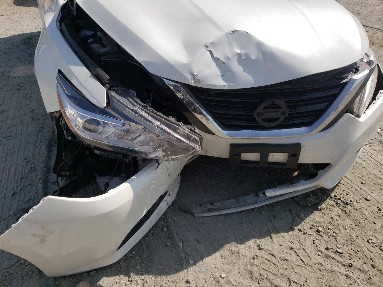 Photo 9 from auction – 2016 NISSAN ALTIMA 2.5 with VIN 1N4AL3AP8GC124136