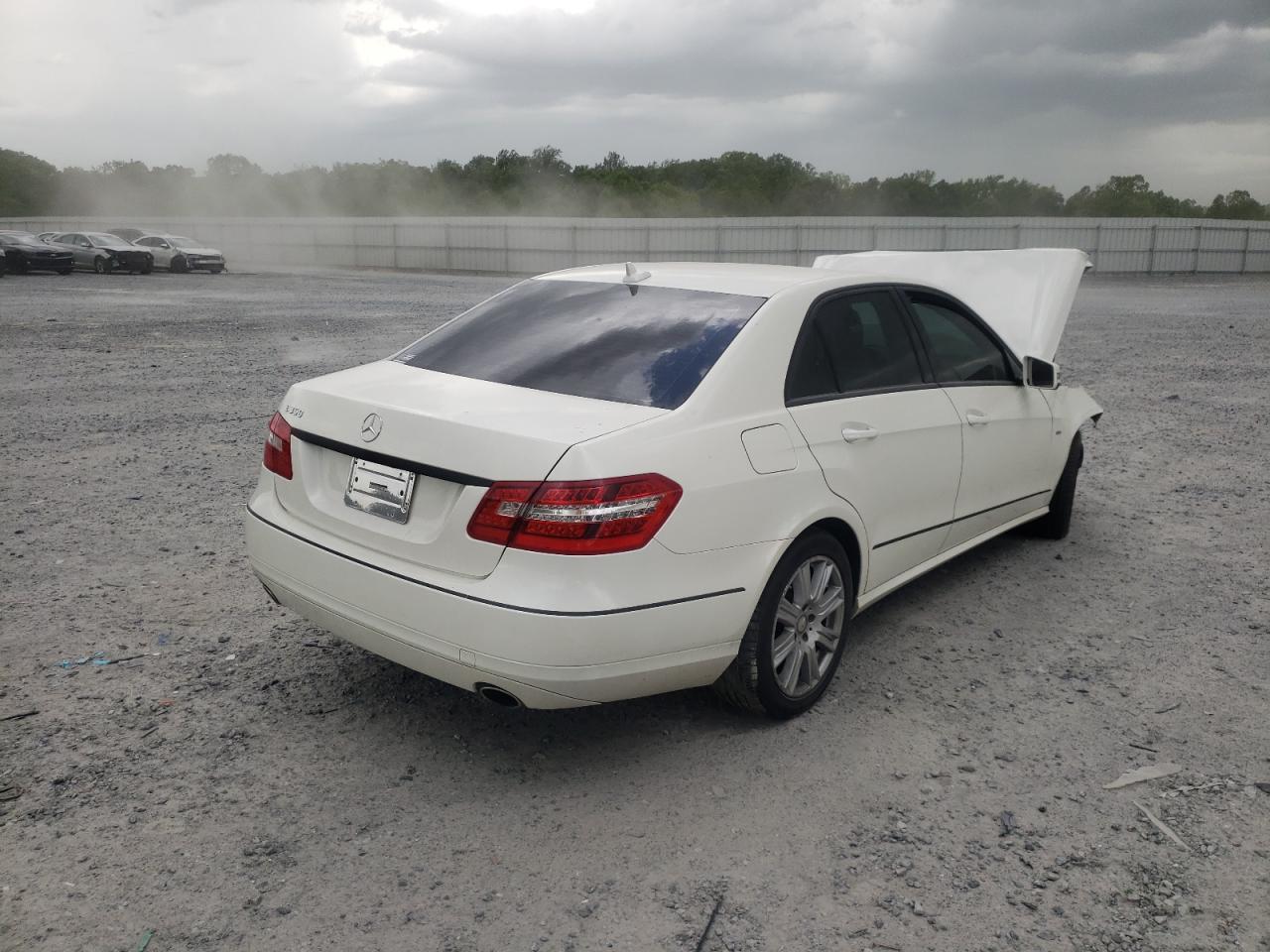 Photo 4 from auction – 2012 MERCEDES-BENZ E 350 with VIN WDDHF5KB9CA571438