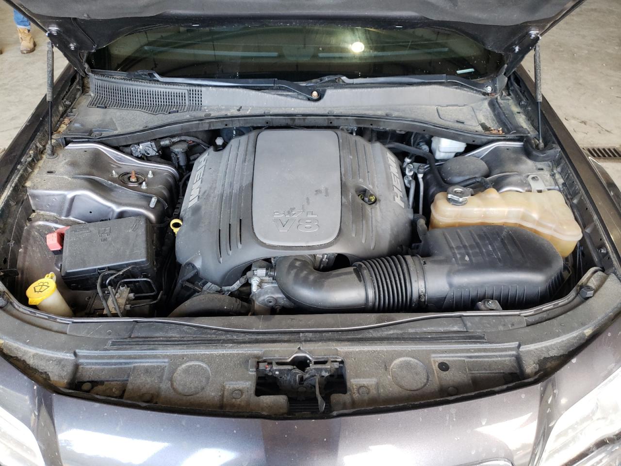 Photo 7 from auction – 2013 CHRYSLER 300C with VIN 2C3CCAET6DH644606