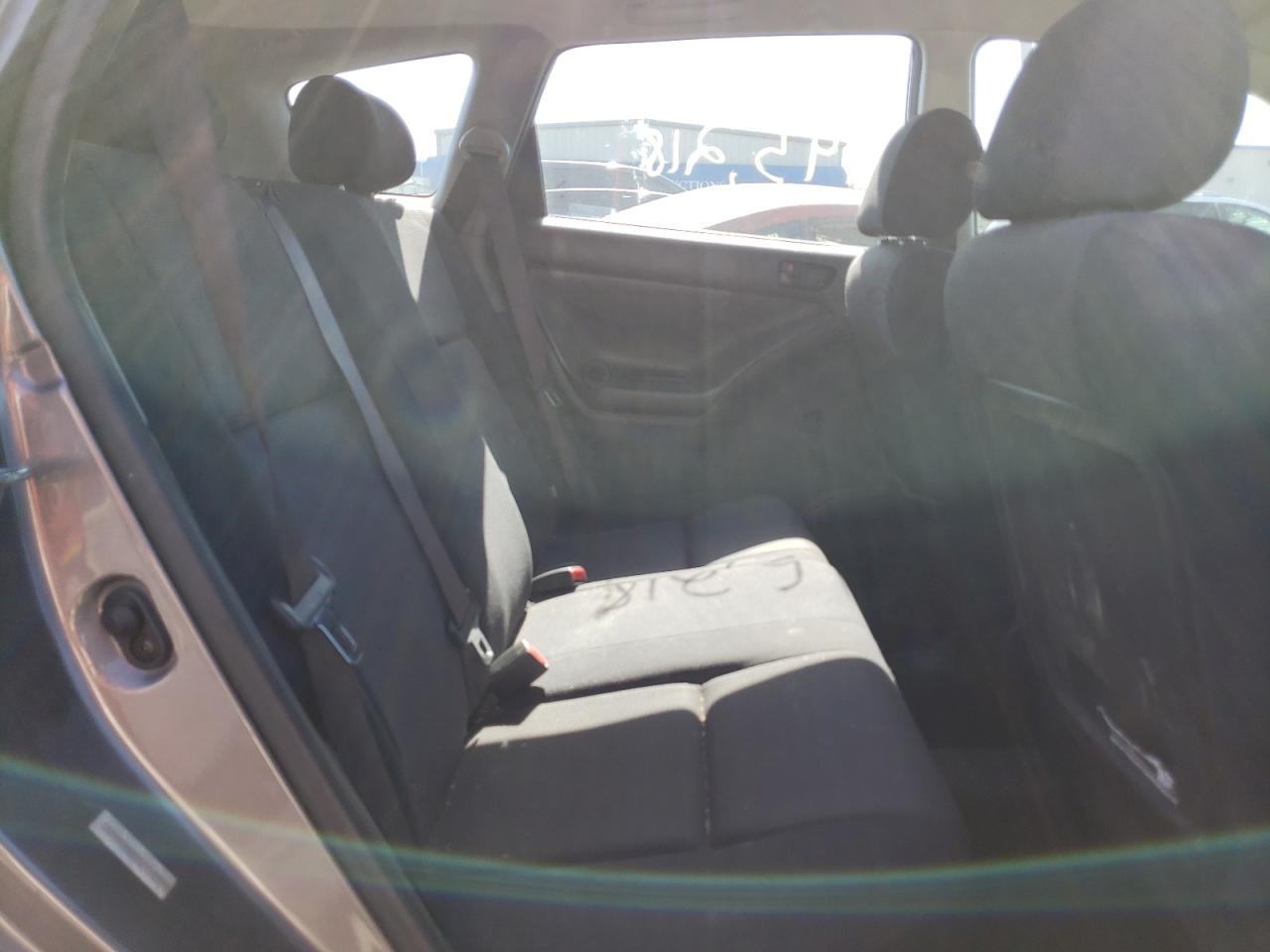 Photo 6 from auction – 2004 PONTIAC VIBE with VIN 5Y2SL62874Z459758