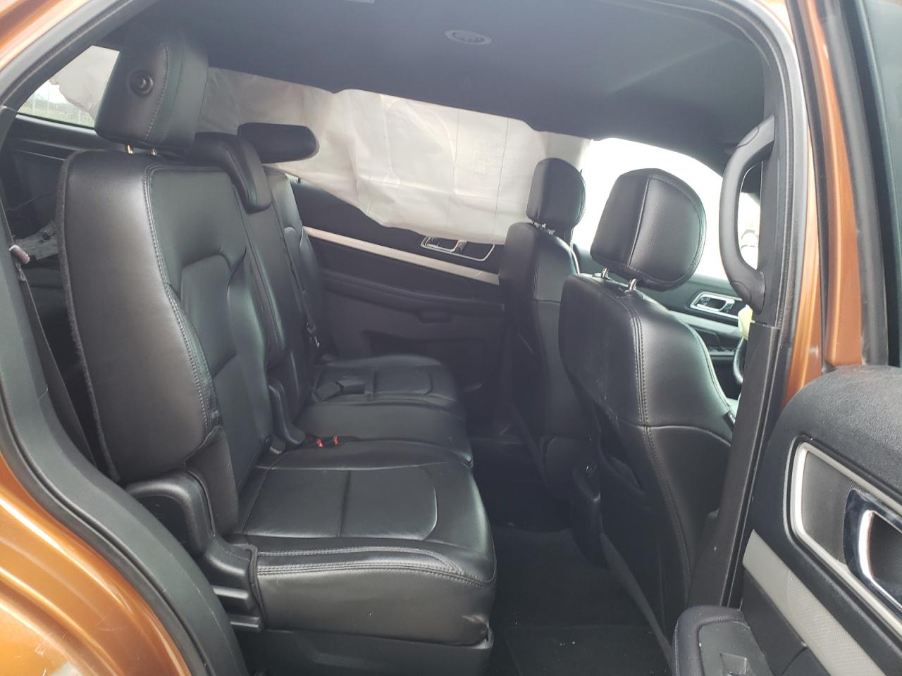 Photo 6 from auction – 2017 FORD EXPLORER X with VIN 1FM5K8D82HGA02698