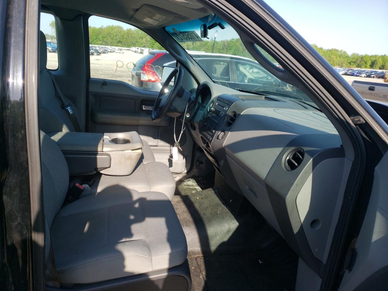 Photo 5 from auction – 2008 FORD F150 with VIN 1FTRF12W58KD71104