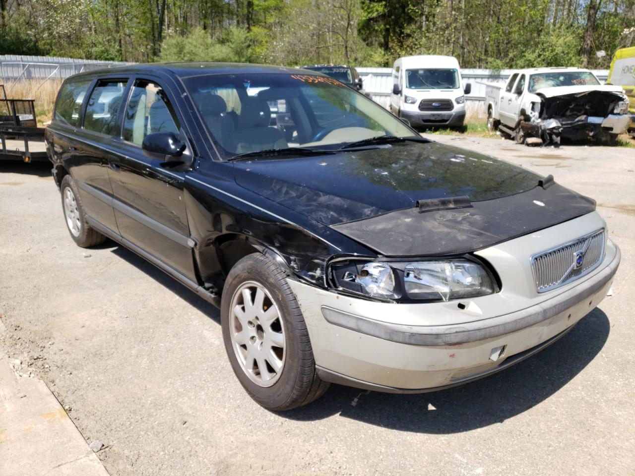 VOLVO V70 2003 with VIN YV1SW61T432320475 - Photo from auction