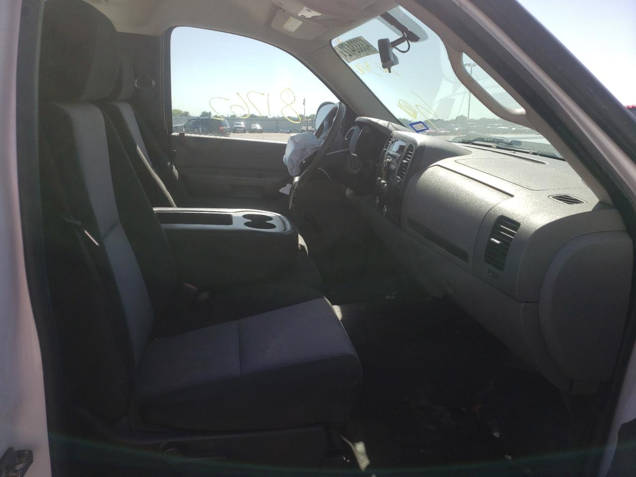 Photo 5 from auction – 2009 CHEVROLET SILVERADO with VIN 1GCEC14X89Z203740