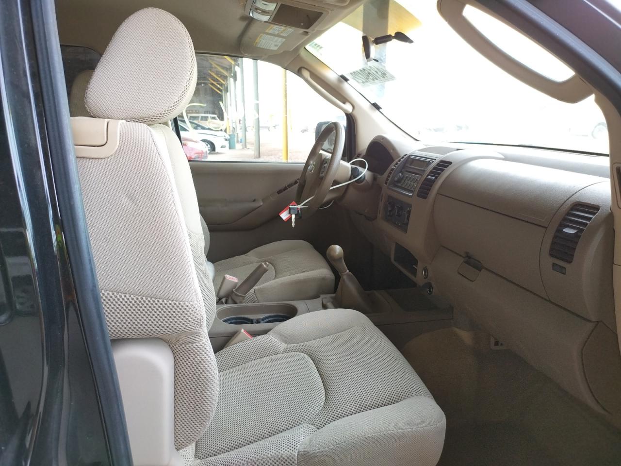 Photo 5 from auction – 2005 NISSAN FRONTIER C with VIN 1N6AD07U35C412191