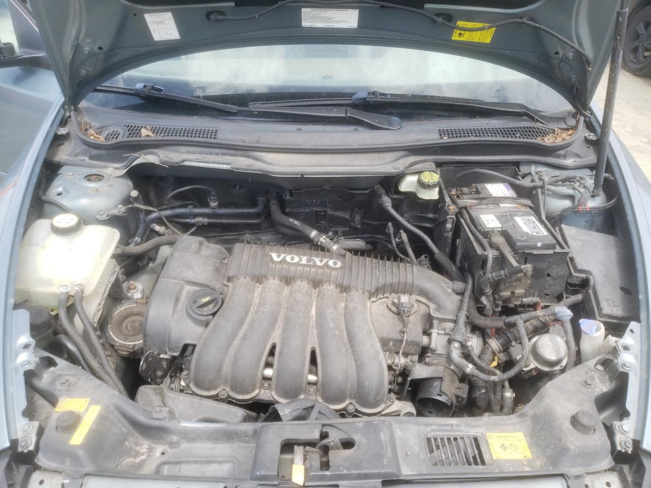 Photo 7 from auction – 2005 VOLVO V50 2.4I with VIN YV1MW382452057654