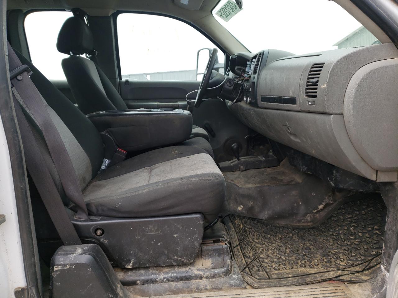 Photo 5 from auction – 2008 CHEVROLET SILVERADO with VIN 1GCHK29K98E179330
