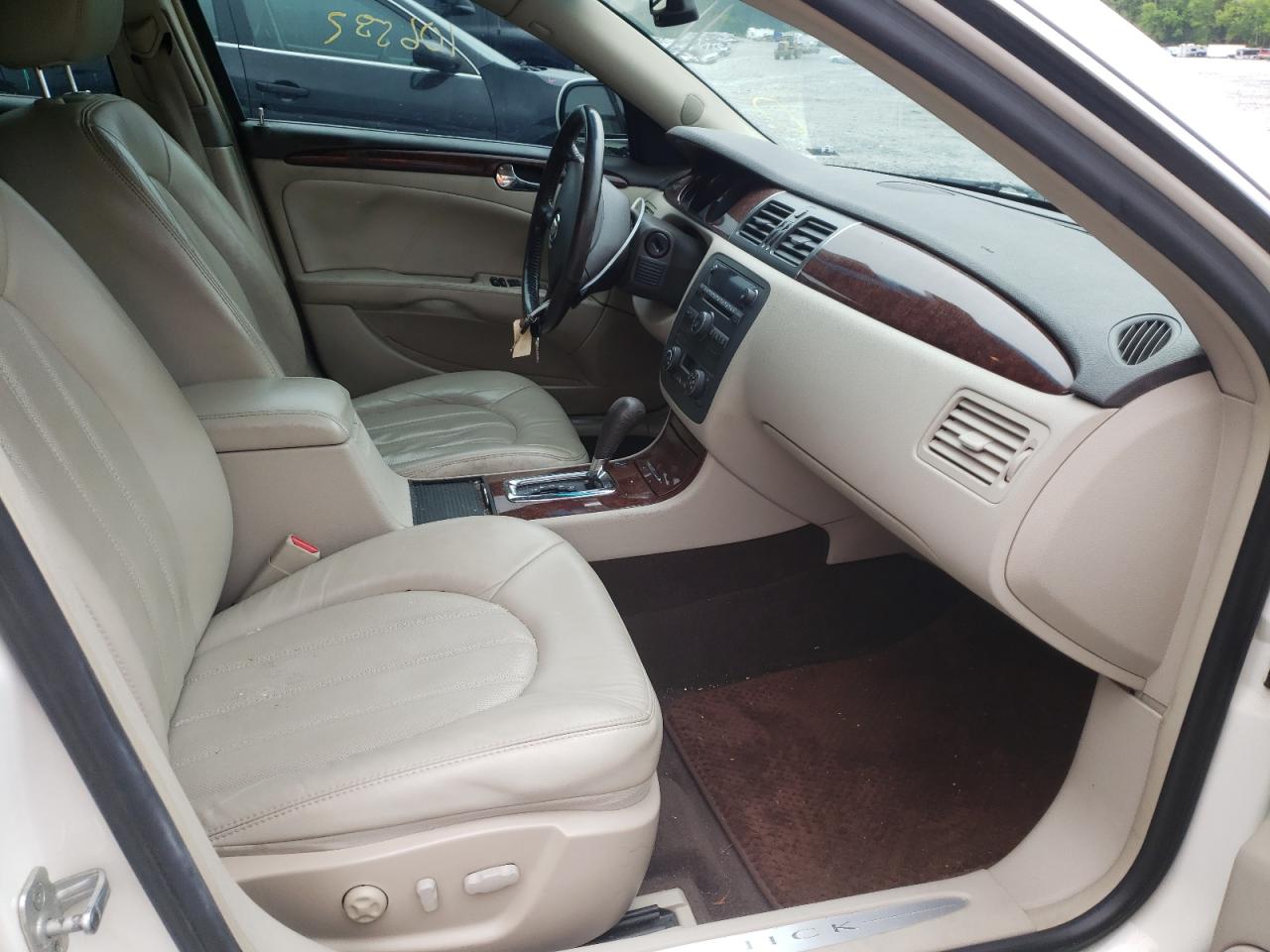 Photo 5 from auction – 2007 BUICK LUCERNE CX with VIN 1G4HD57207U226792