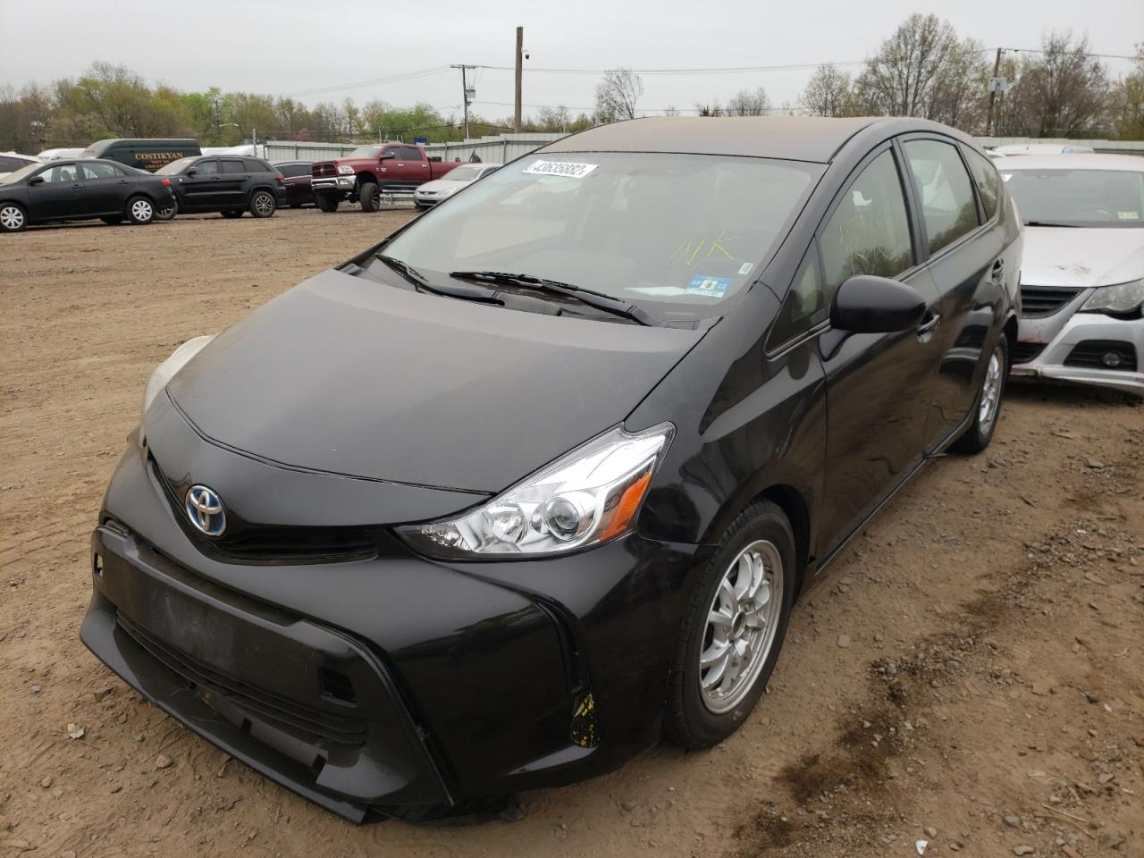 Photo 2 from auction – 2015 TOYOTA PRIUS V with VIN JTDZN3EU7FJ024157