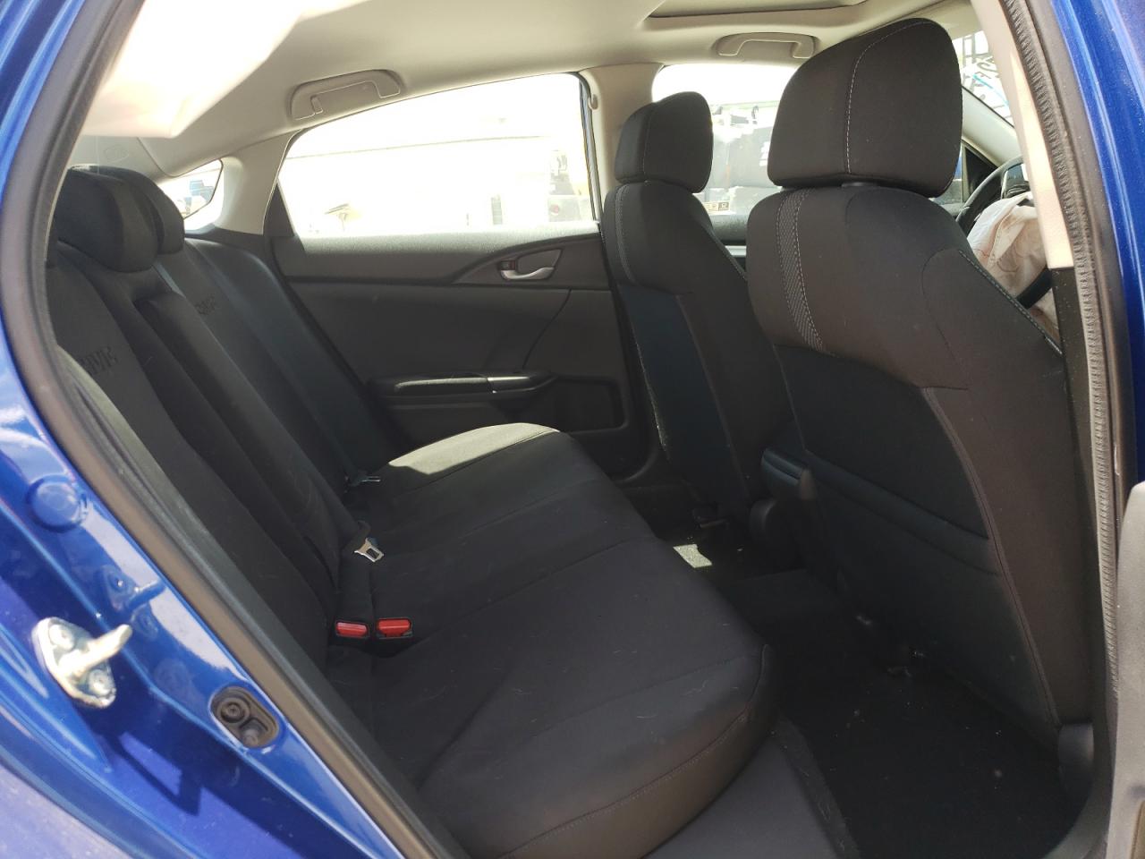 Photo 6 from auction – 2019 HONDA CIVIC EX with VIN 19XFC1F32KE007440