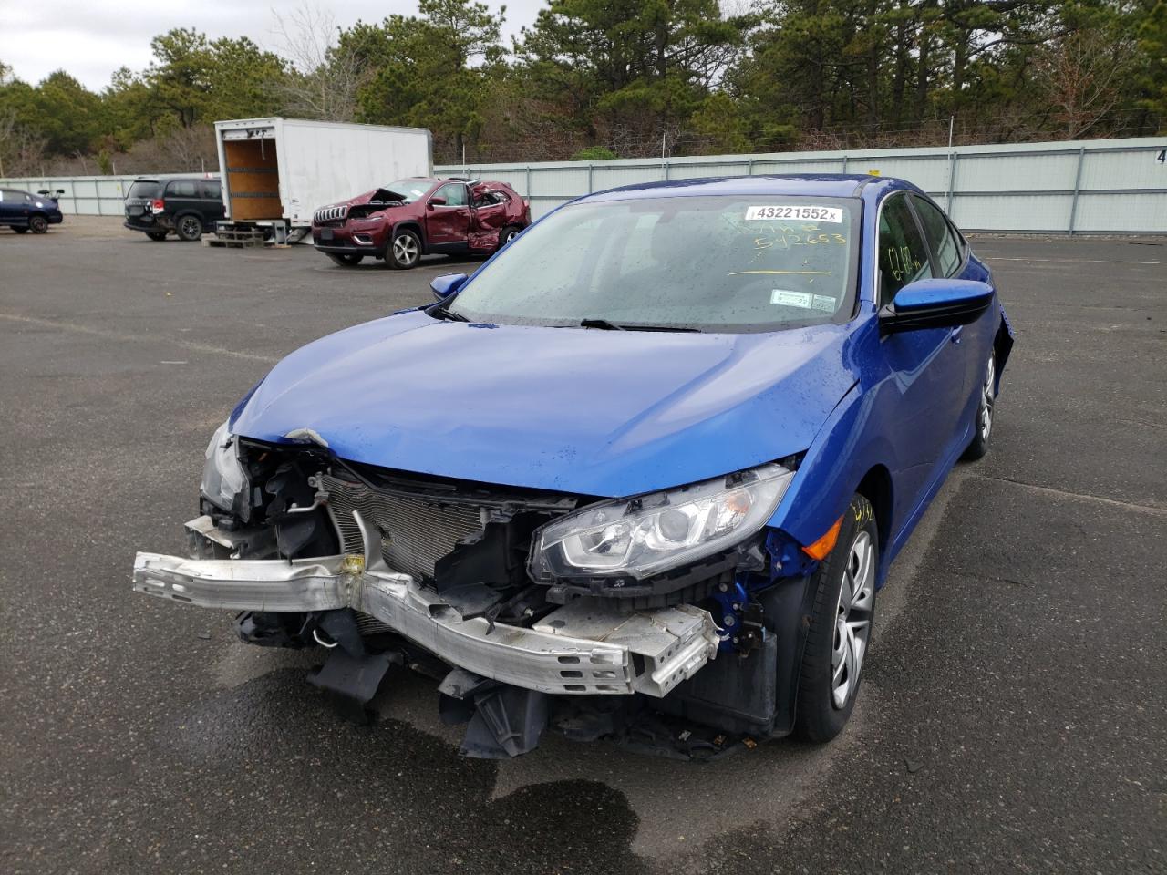 Photo 12 from auction – 2017 HONDA CIVIC LX with VIN 2HGFC2F51HH542653