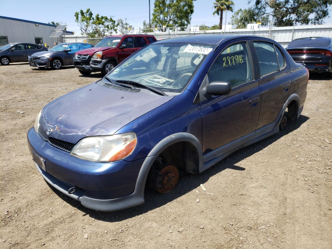 Photo 2 from auction – 2001 TOYOTA ECHO with VIN JTDBT123710143302