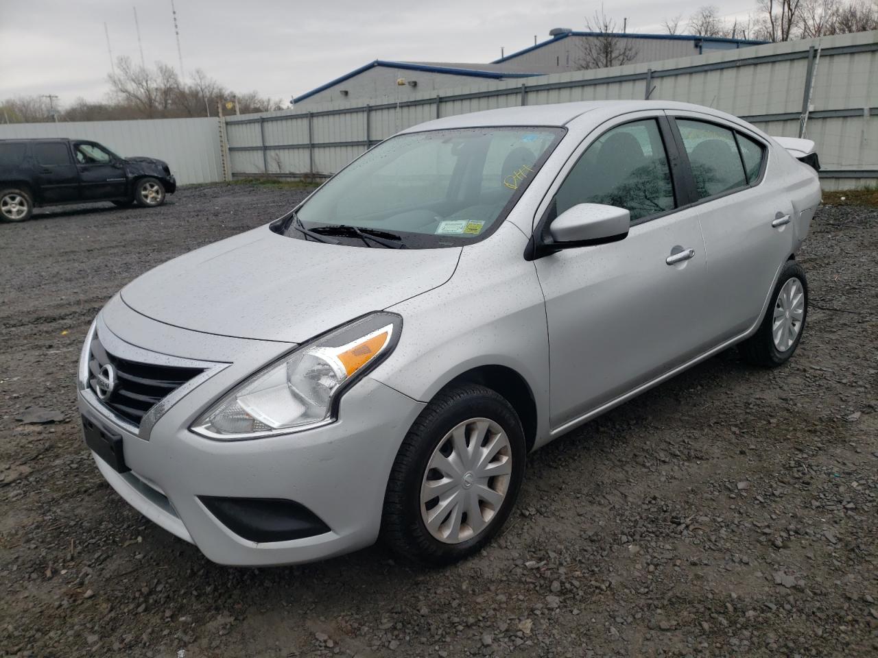 Photo 2 from auction – 2017 NISSAN VERSA S with VIN 3N1CN7AP5HK458627