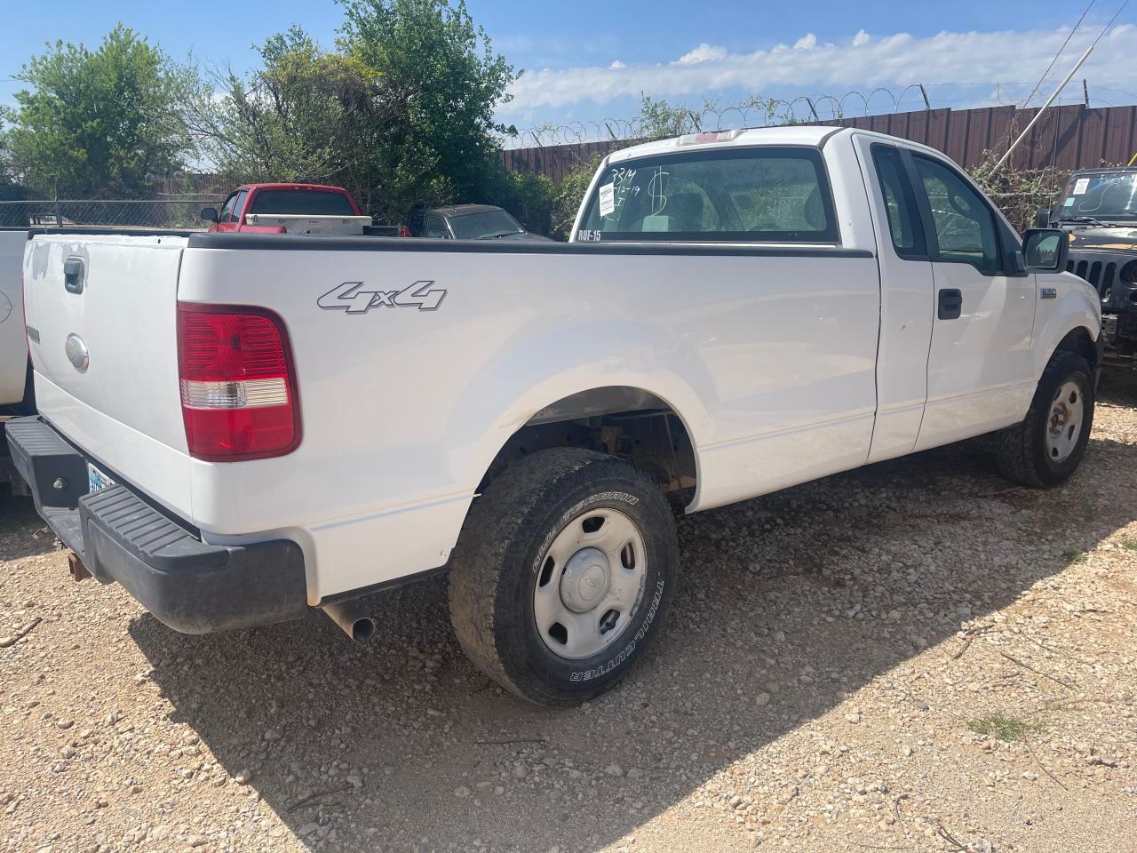 Photo 4 from auction – 2007 FORD F150 with VIN 1FTRF14577KD33070