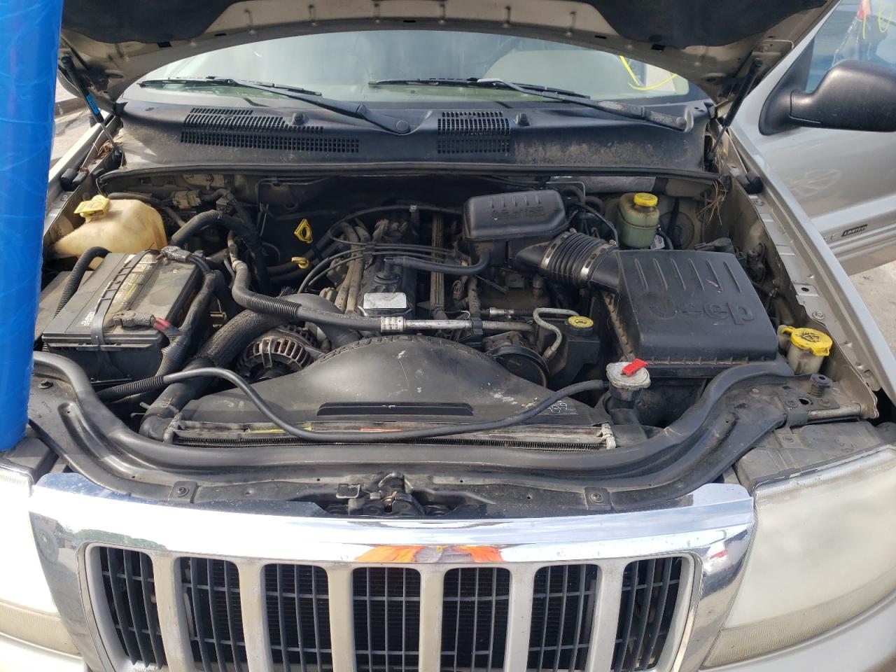 Photo 7 from auction – 2004 JEEP GRAND CHER with VIN 1J4GX58S44C184483