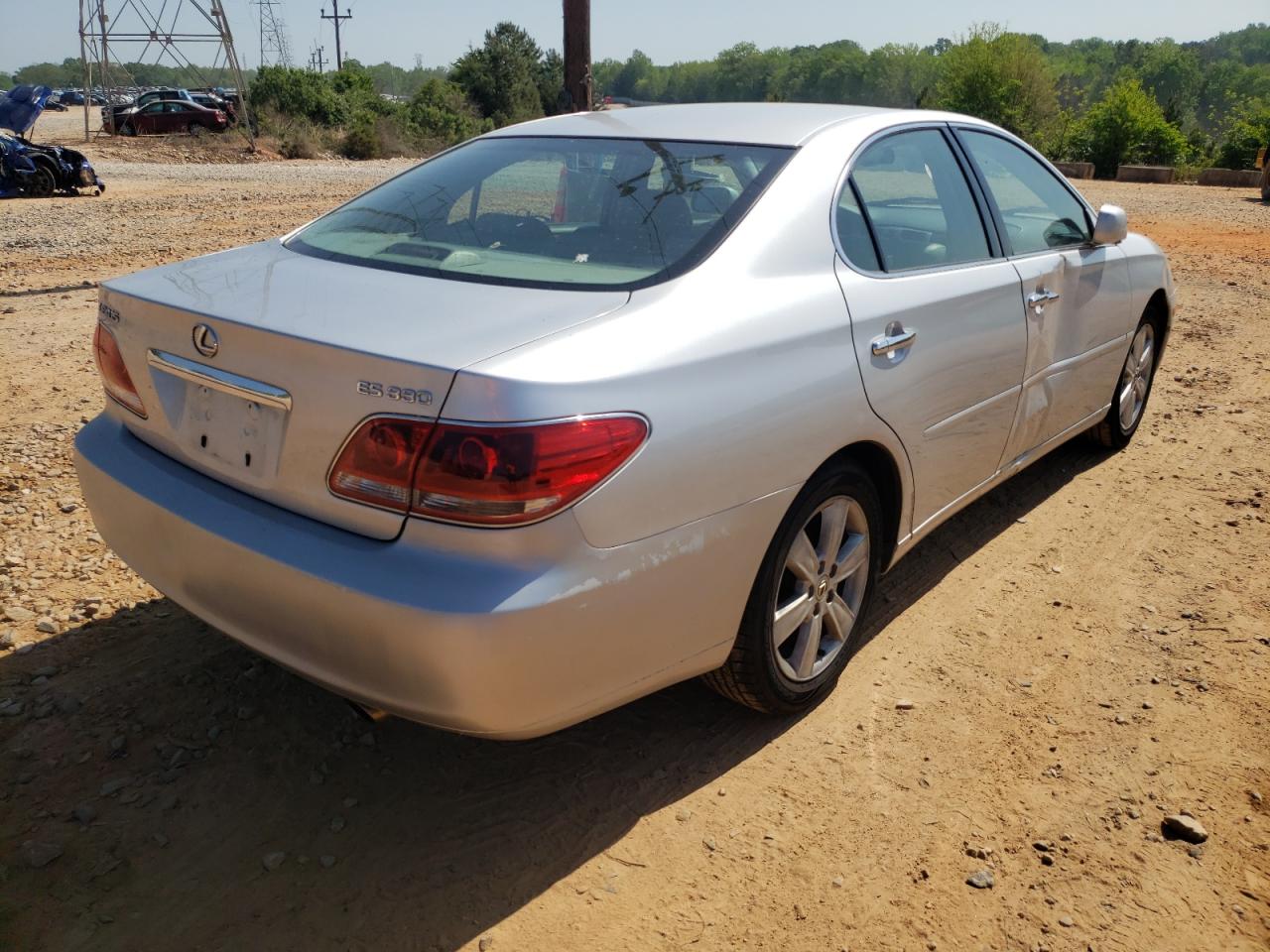 Photo 4 from auction – 2005 LEXUS ES 330 with VIN JTHBA30G855056989