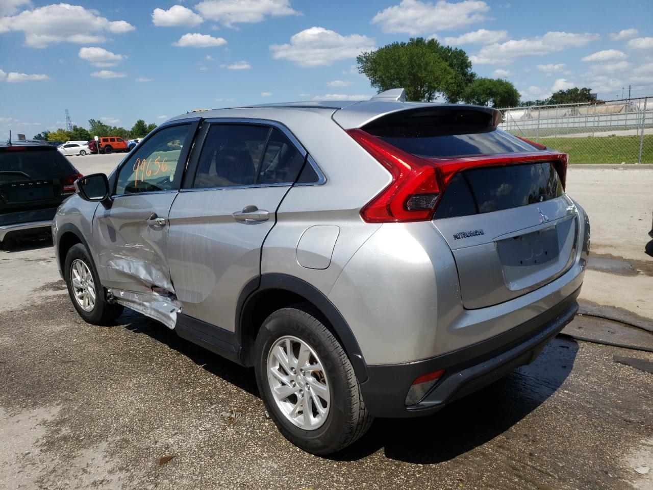 Photo 3 from auction – 2019 MITSUBISHI ECLIPSE CR with VIN JA4AT3AA4KZ036044