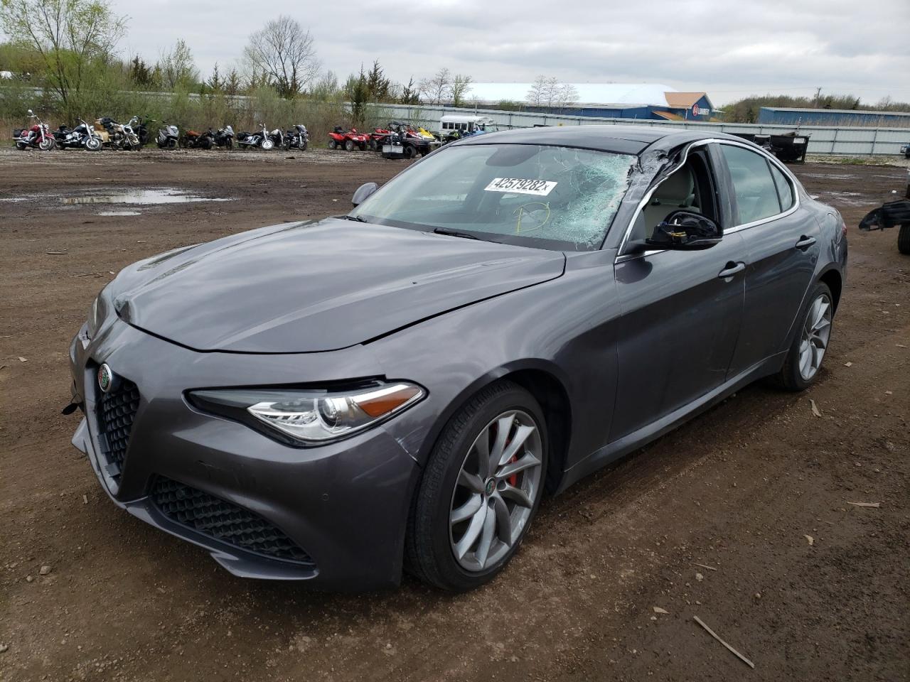Photo 2 from auction – 2019 ALFA ROMEO GIULIA with VIN ZARFANAN5K7612239