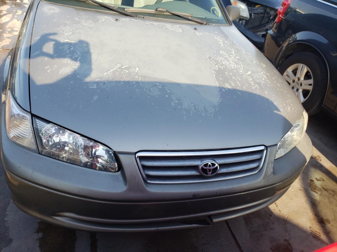 Photo 9 from auction – 2000 TOYOTA CAMRY with VIN JT2BG22K7Y0499205