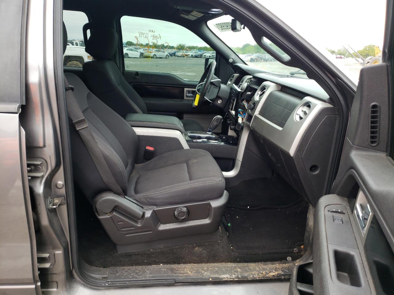Photo 5 from auction – 2012 FORD F150 SUPER with VIN 1FTFW1CF1CFC23499