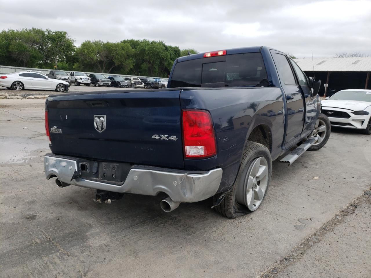 Photo 4 from auction – 2019 RAM 1500 CLASS with VIN 1C6RR7TT1KS606420