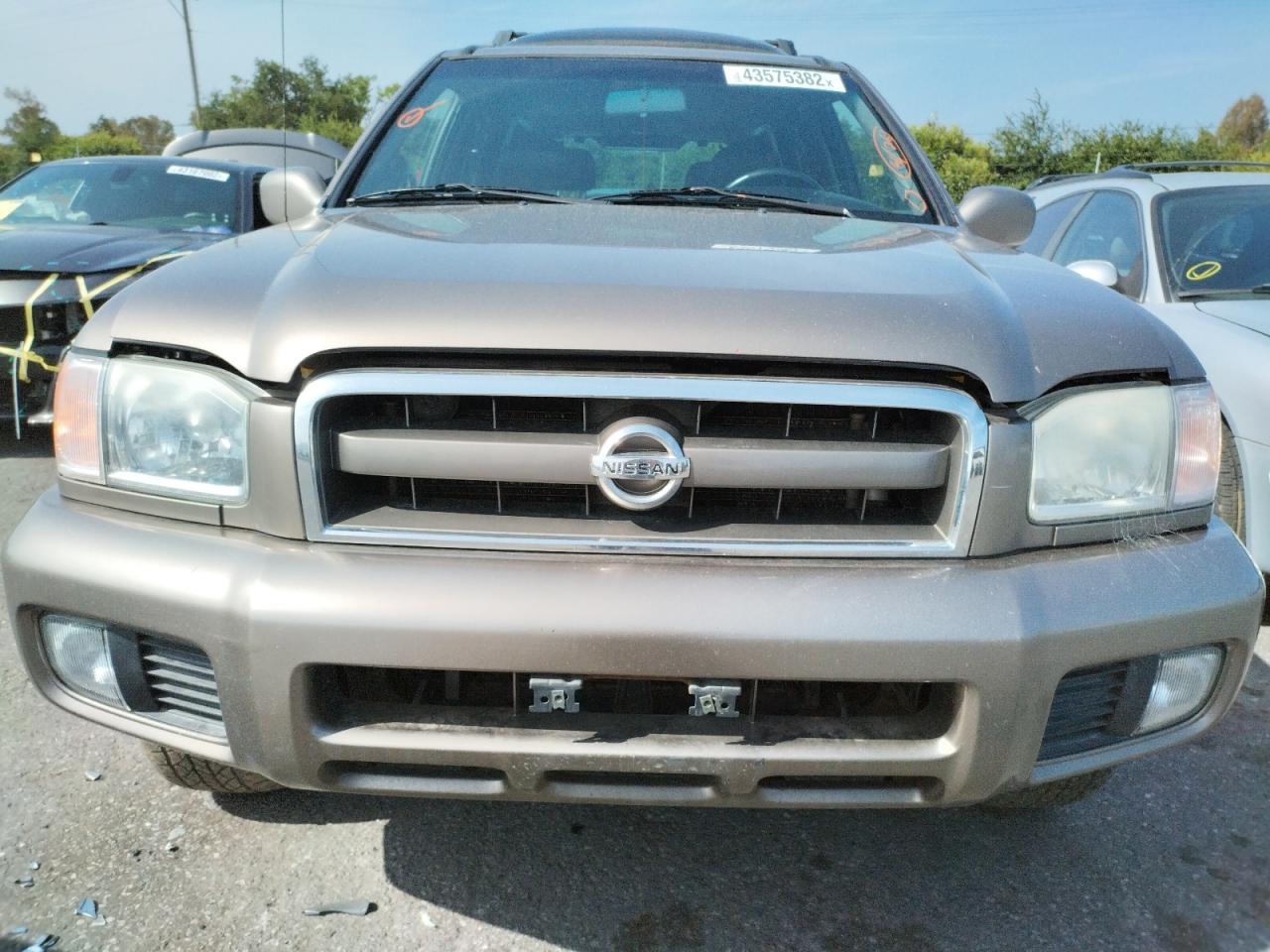 Photo 9 from auction – 2002 NISSAN PATHFINDER with VIN JN8DR09Y72W732159