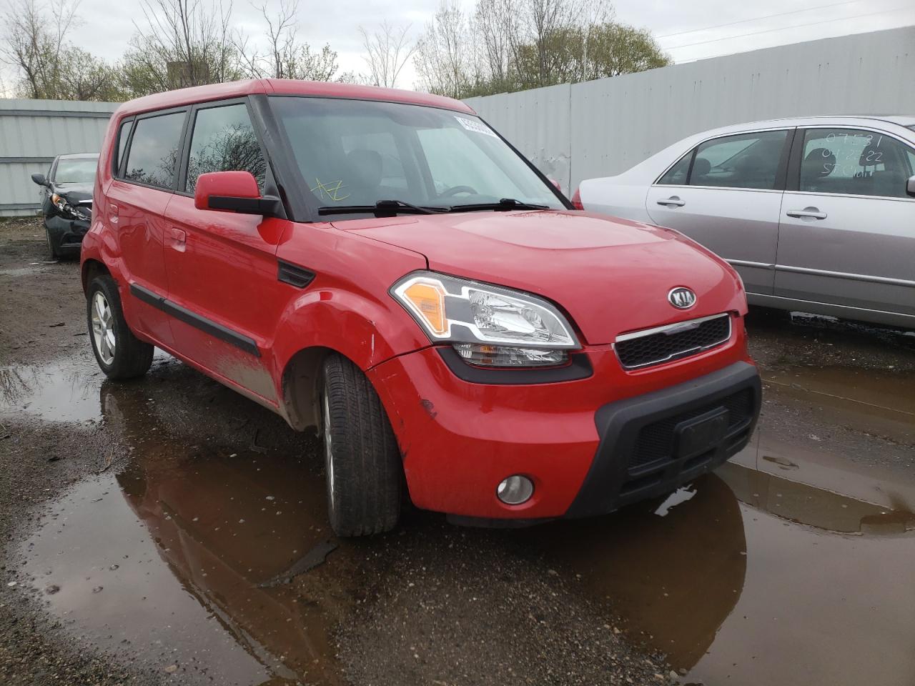 KIA SOUL + 2010 with VIN KNDJT2A23A7081091 - Photo from auction