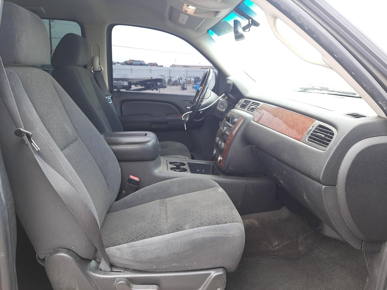 Photo 5 from auction – 2007 CHEVROLET TAHOE C150 with VIN 1GNFC13097J373424