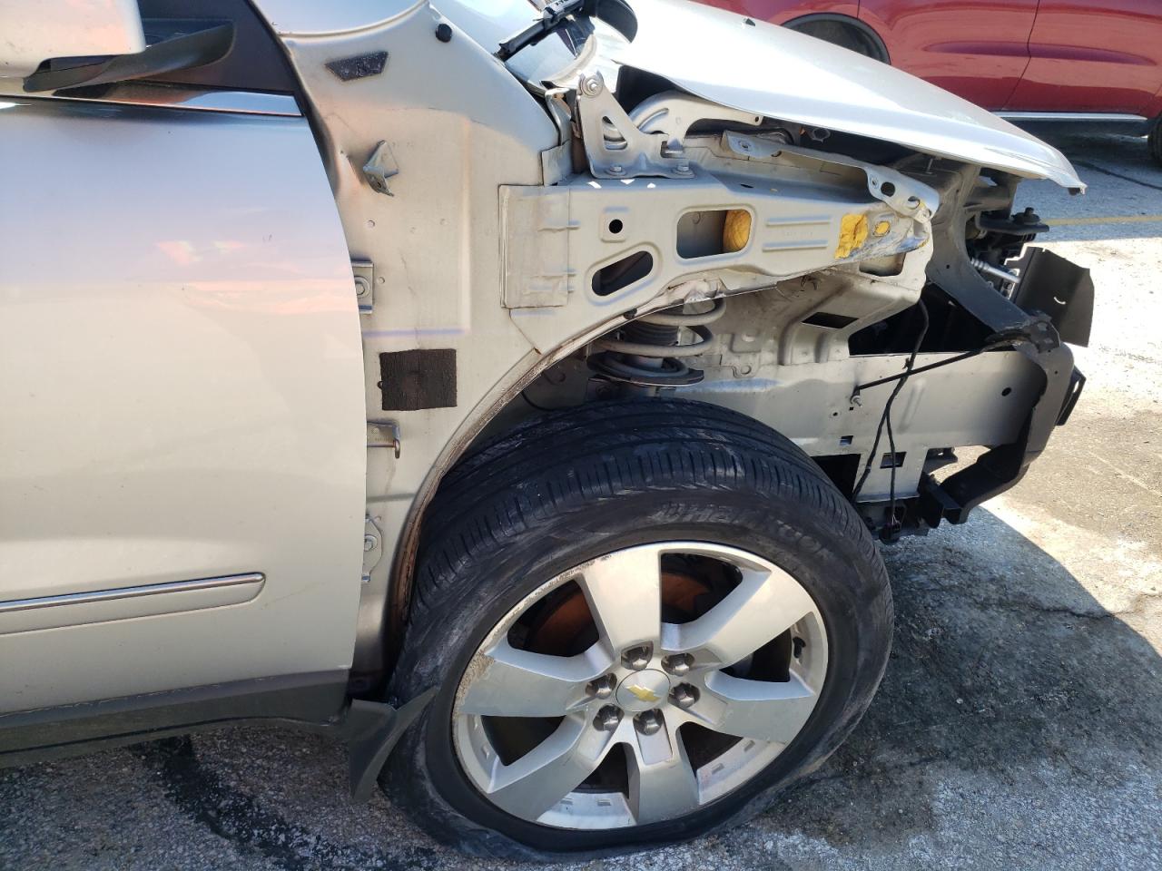 Photo 9 from auction – 2011 CHEVROLET TRAVERSE L with VIN 1GNKVLEDXBJ398278
