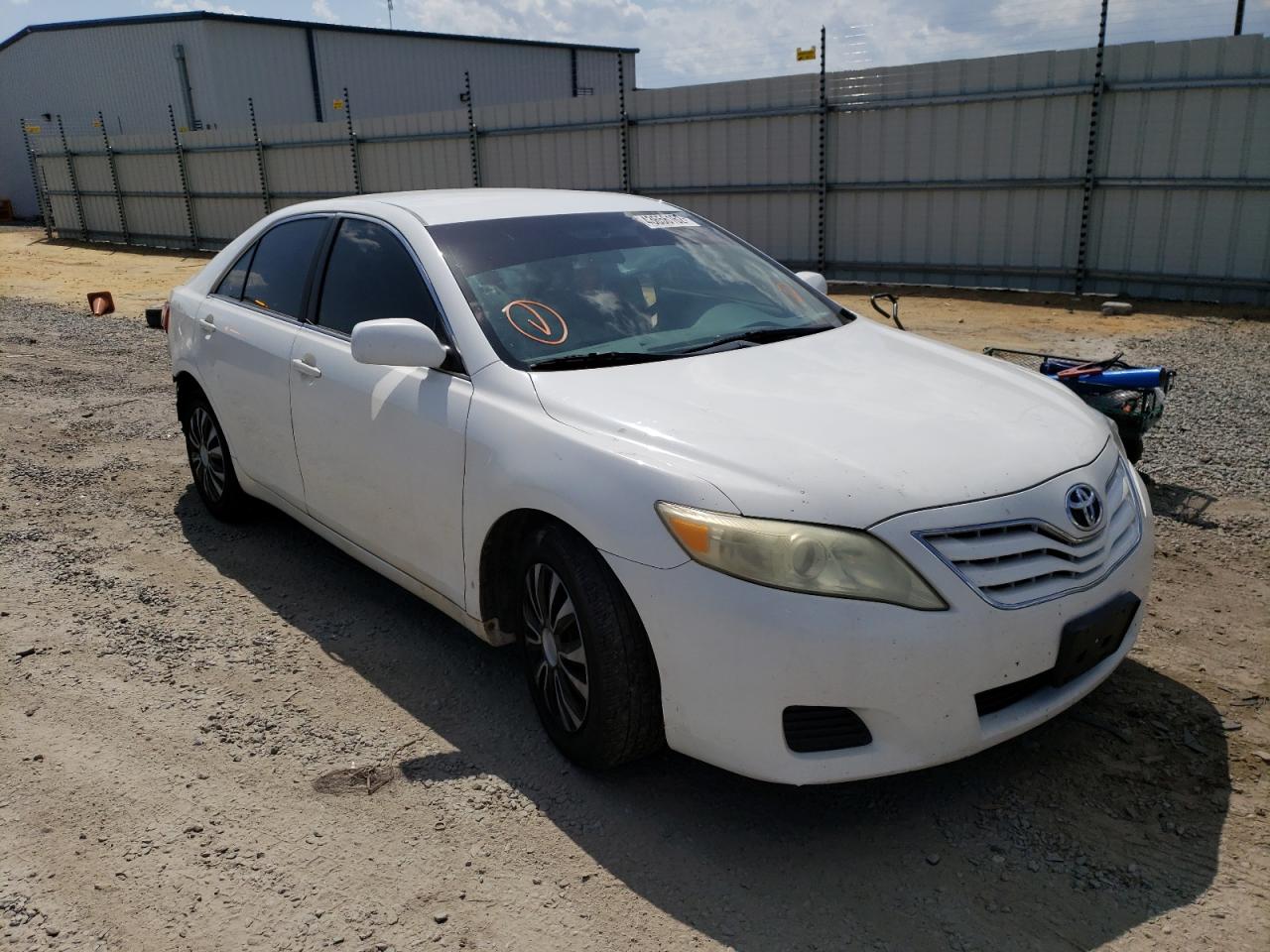 TOYOTA CAMRY BASE 2010 with VIN 4T1BF3EK7AU545296 - Photo from auction
