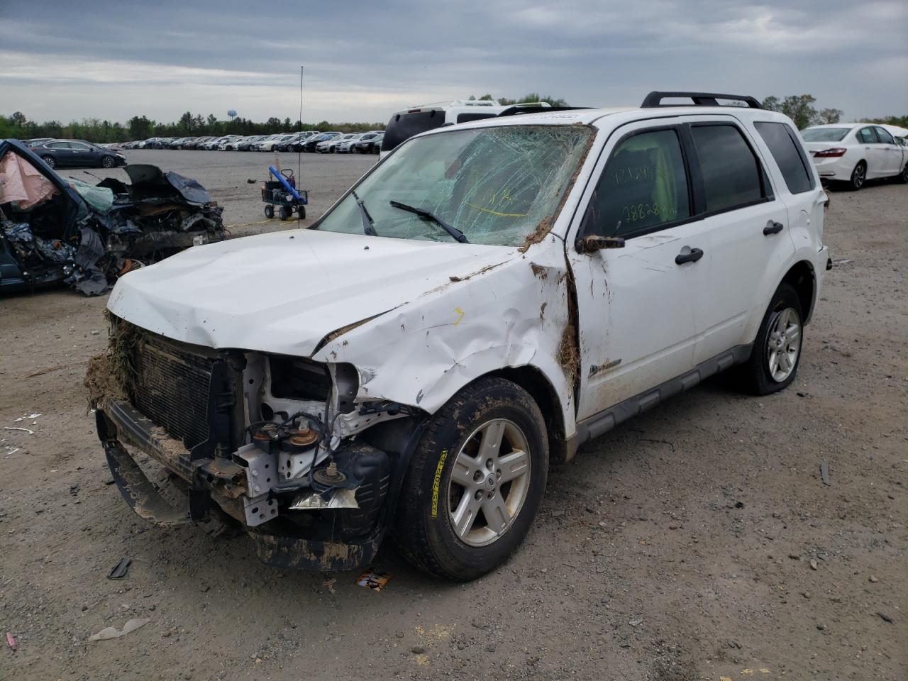 Photo 2 from auction – 2009 FORD ESCAPE HYB with VIN 1FMCU59369KB40837